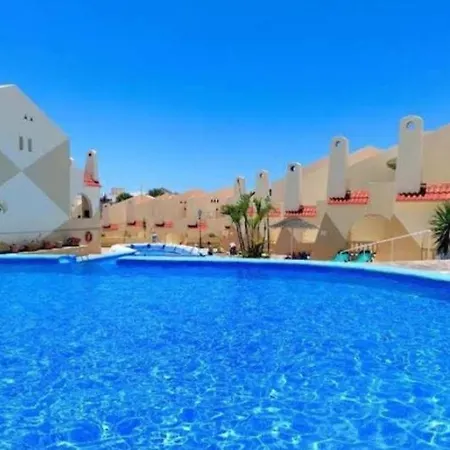 شقة Mareverde